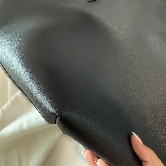 Saint Laurent Shopping Bag East West Tote Smooth Leather - Picture 10 of 14